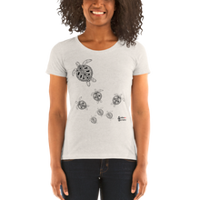 Load image into Gallery viewer, Turtle Crossing Tee - Fitted Scoopneck - Scuba Sisters Diving Apparel