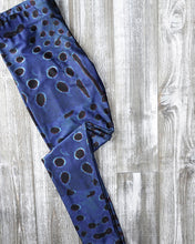 Load image into Gallery viewer, Moonrise Puffer Leggings - Scuba Sisters Diving Apparel