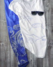 Load image into Gallery viewer, Manta Triplets Tee - Unisex - Scuba Sisters Diving Apparel
