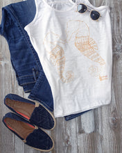 Load image into Gallery viewer, Smooching Seahorses Tee - Unisex - Scuba Sisters Diving Apparel