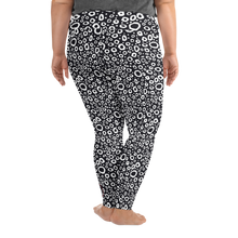 Load image into Gallery viewer, Spotted Eagle Ray Leggings Plus Size