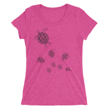 Load image into Gallery viewer, Turtle Crossing Tee - Fitted Scoopneck - Scuba Sisters Diving Apparel