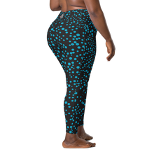 Load image into Gallery viewer, Plus size Beautiful Bioluminescence Pocket Leggings with ocean-inspired design, sizes 2X-6X