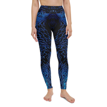 Load image into Gallery viewer, Scuba Diving Leggings - Giant Clam Design