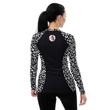 Load image into Gallery viewer, Spotted Eagle Ray Women&#39;s Rash Guard (Warehouse)