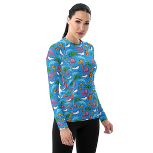 Woman wearing Happiest Ocean Rash Guard