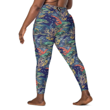 Load image into Gallery viewer, Women's sea turtle reef plus size leggings with pockets for snorkeling, paddleboarding, and beach days
