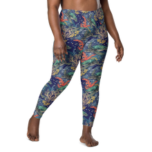 Load image into Gallery viewer, High-waisted sea turtle plus size pocket leggings with UPF 50 sun protection for scuba diving