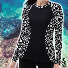 Load image into Gallery viewer, Womens Scuba Diving Rash Guard