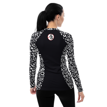 Load image into Gallery viewer, Spotted Eagle Ray Women&#39;s Rash Guard